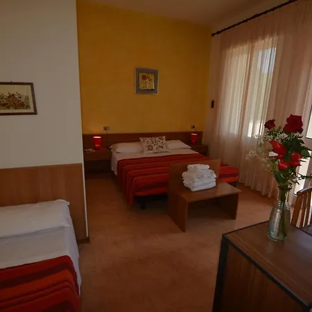 Nuova Graziosa Hotel 3*